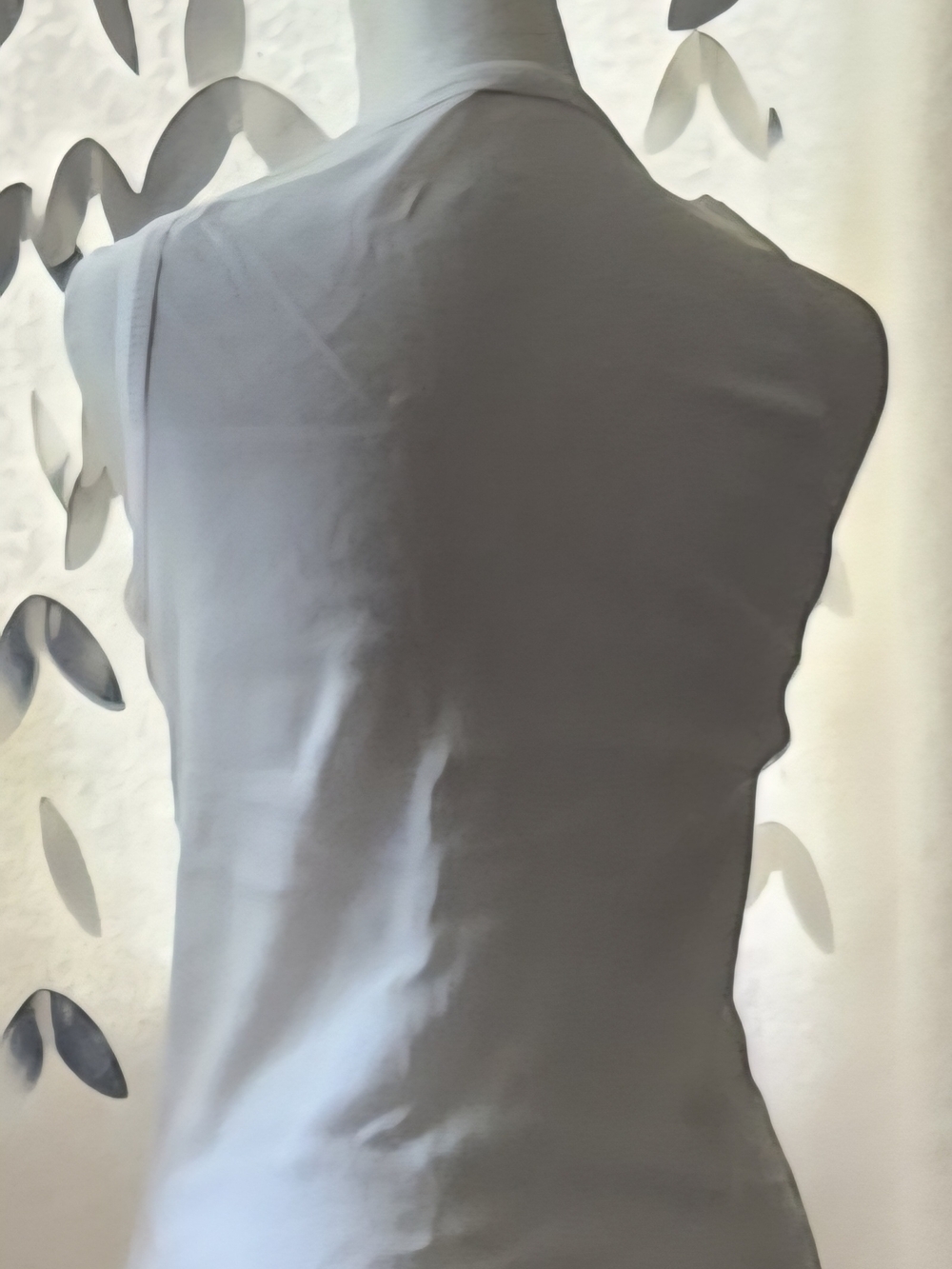 Women's White Ribbed Scoop Neck Tank Top - Picture 4 of 5
